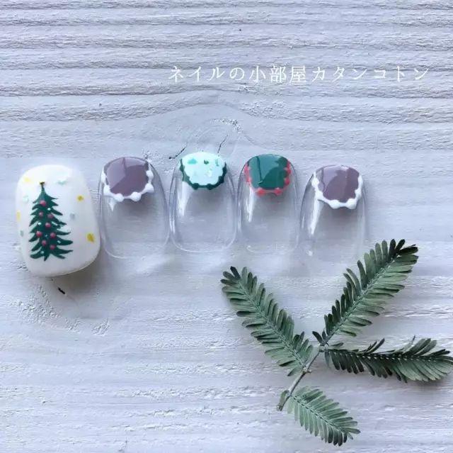 適合春天的小清新美甲，讓指尖成為“限量版”！