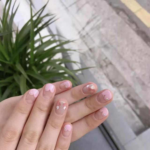 超好看的春季ins風美甲，配色簡單巨顯氣質(zhì)~