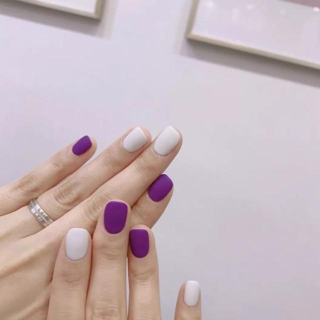 超好看的春季ins風美甲，配色簡單巨顯氣質(zhì)~